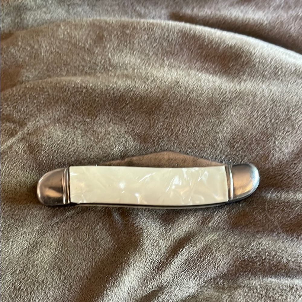 Elegant Silver and White Pocket tuxedo tool
